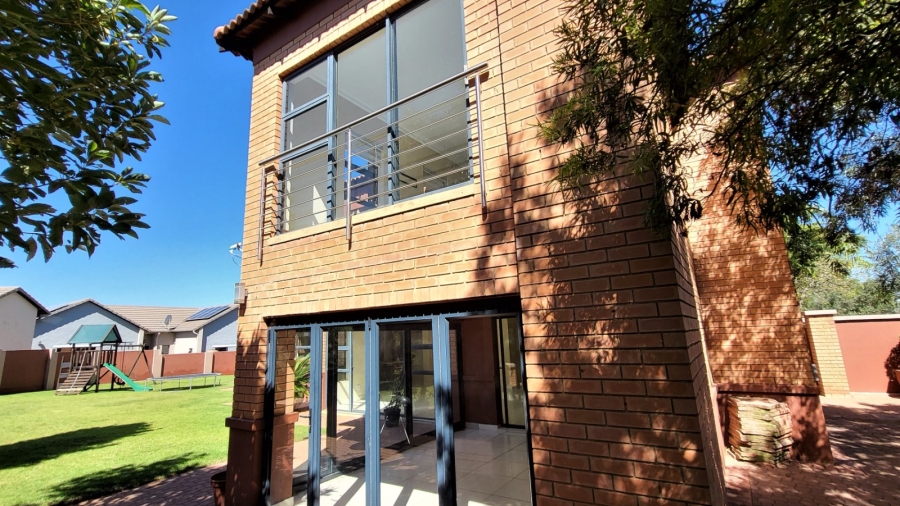 4 Bedroom Property for Sale in Midstream Hill Gauteng