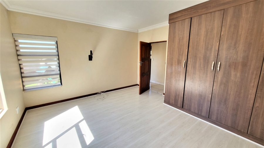 4 Bedroom Property for Sale in Midstream Hill Gauteng