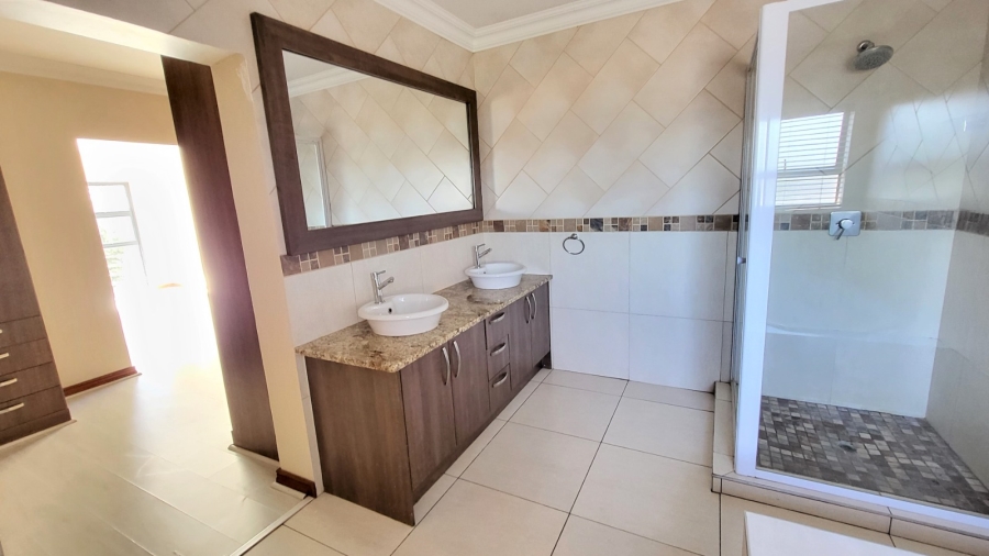 4 Bedroom Property for Sale in Midstream Hill Gauteng