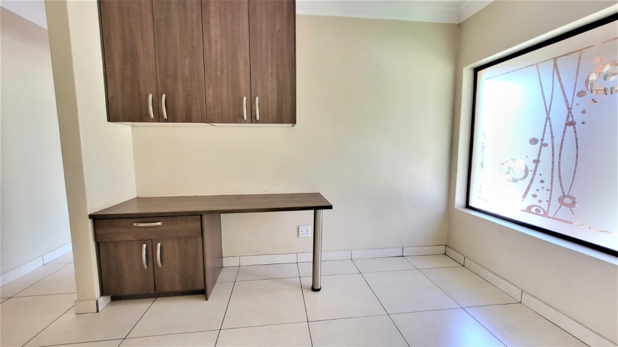 4 Bedroom Property for Sale in Midstream Hill Gauteng