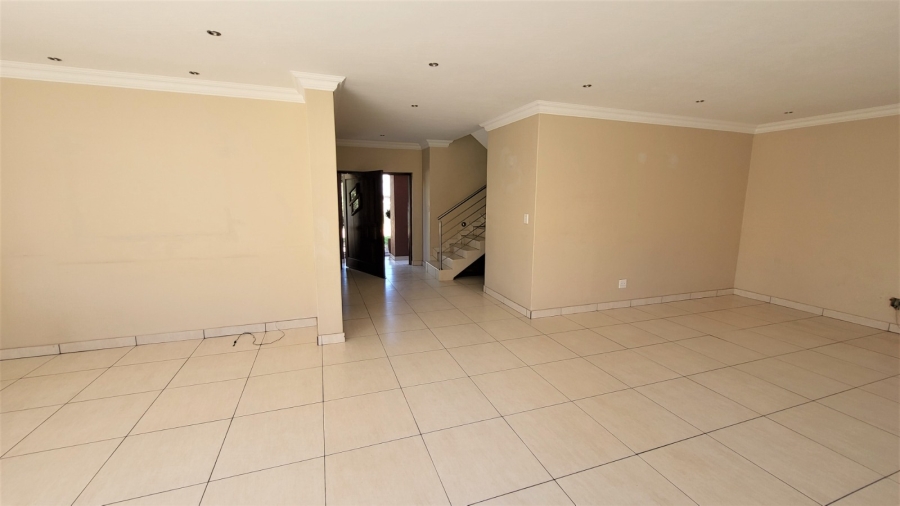 4 Bedroom Property for Sale in Midstream Hill Gauteng