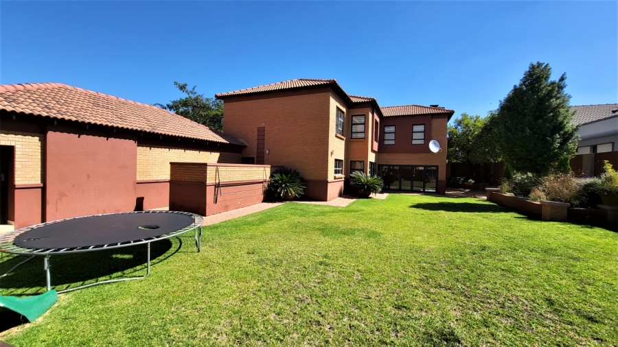 4 Bedroom Property for Sale in Midstream Hill Gauteng