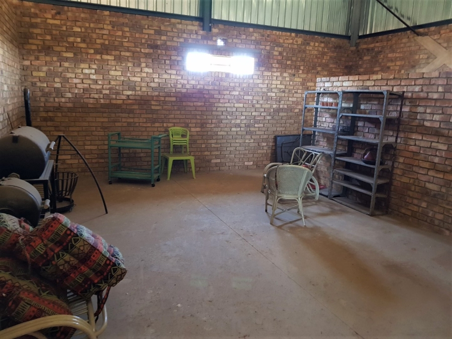  Bedroom Property for Sale in Oog Van Boekenhoutskloof Alias Tweefonte Gauteng