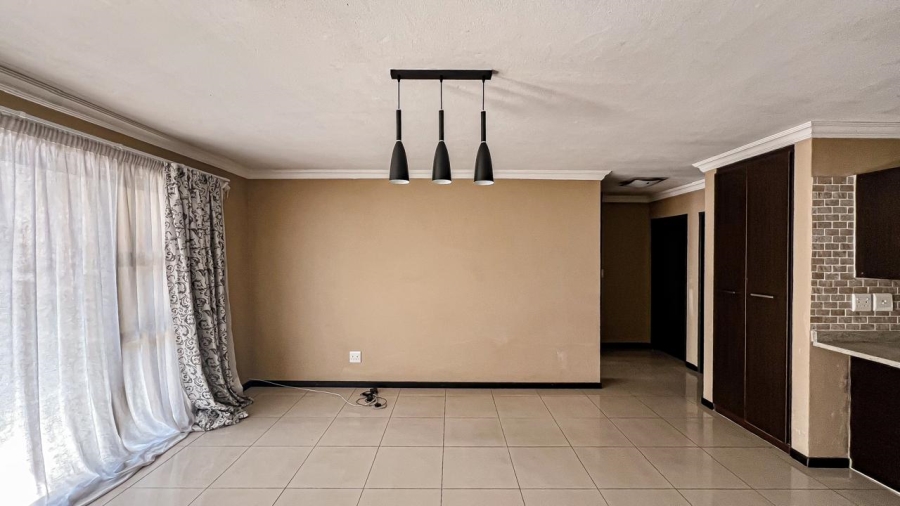 To Let 2 Bedroom Property for Rent in Solheim Gauteng