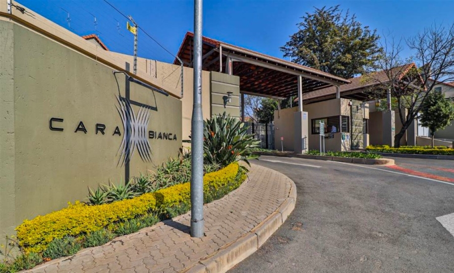 2 Bedroom Property for Sale in Fourways Gauteng