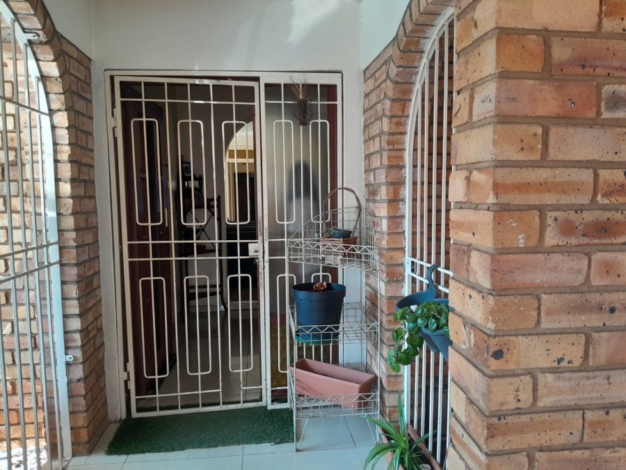 4 Bedroom Property for Sale in Visagie Park Gauteng