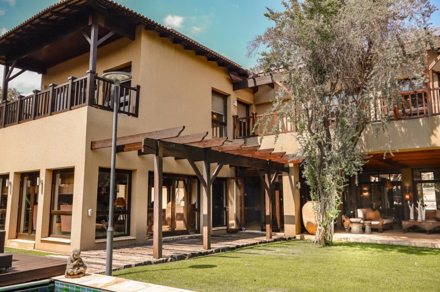 5 Bedroom Property for Sale in Bedfordview Gauteng