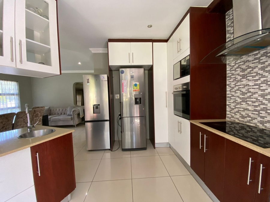 4 Bedroom Property for Sale in The Reeds Gauteng