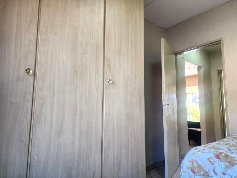 2 Bedroom Property for Sale in Vorna Valley Gauteng