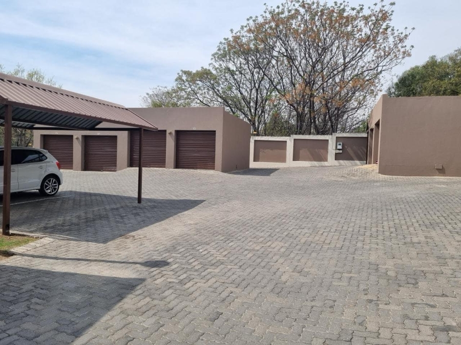 2 Bedroom Property for Sale in Vorna Valley Gauteng