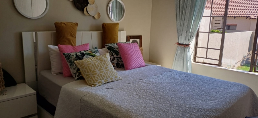 2 Bedroom Property for Sale in Mooikloof Ridge Gauteng