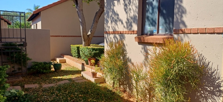 2 Bedroom Property for Sale in Mooikloof Ridge Gauteng