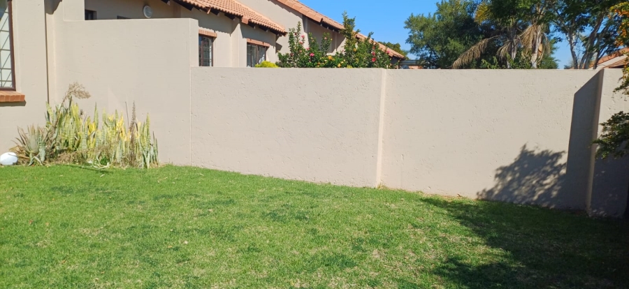 2 Bedroom Property for Sale in Mooikloof Ridge Gauteng