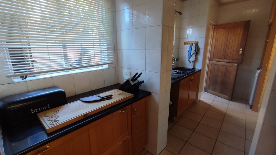 3 Bedroom Property for Sale in Rooihuiskraal North Gauteng