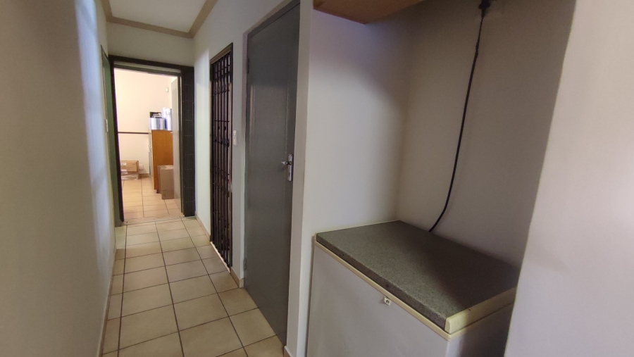 3 Bedroom Property for Sale in Rooihuiskraal North Gauteng