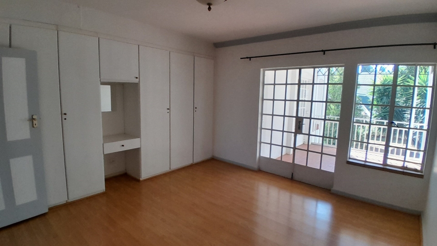 To Let 2 Bedroom Property for Rent in Die Hoewes Gauteng