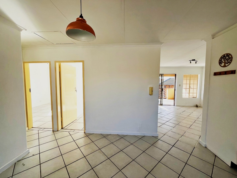 2 Bedroom Property for Sale in Amberfield Gauteng