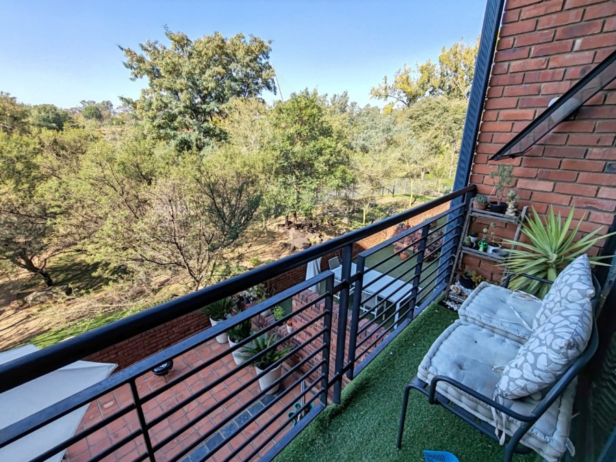 2 Bedroom Property for Sale in Atholl Gardens Gauteng