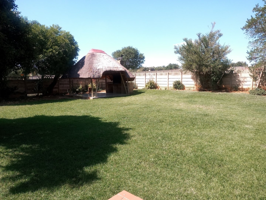 To Let 3 Bedroom Property for Rent in Noordwyk Gauteng