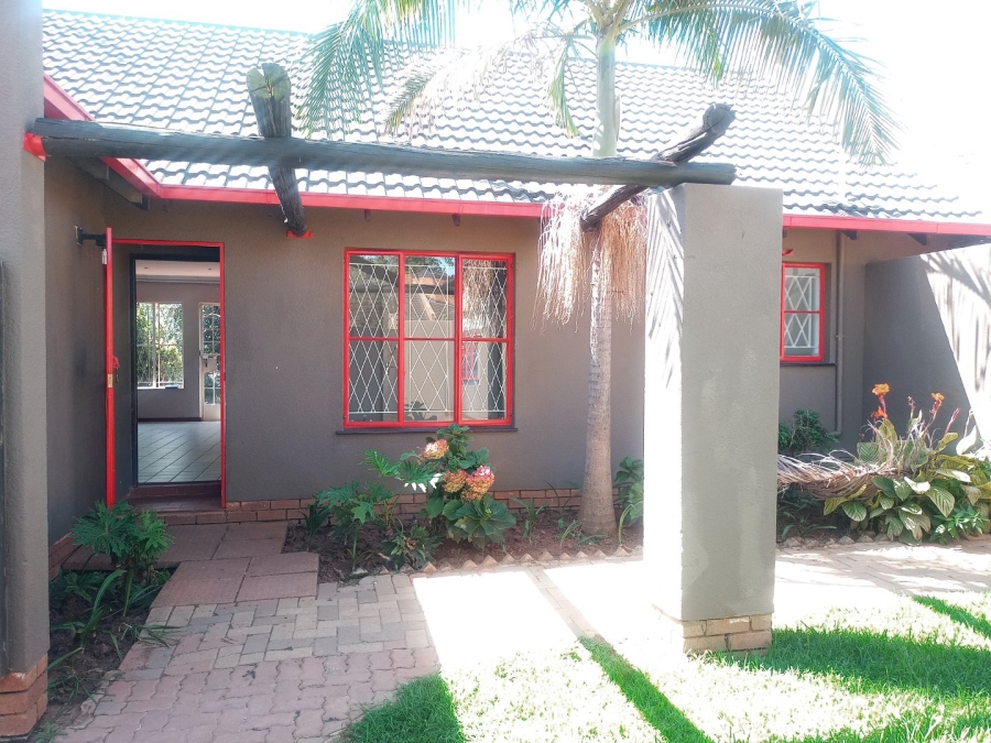 To Let 3 Bedroom Property for Rent in Noordwyk Gauteng