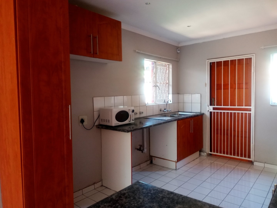 To Let 3 Bedroom Property for Rent in Noordwyk Gauteng