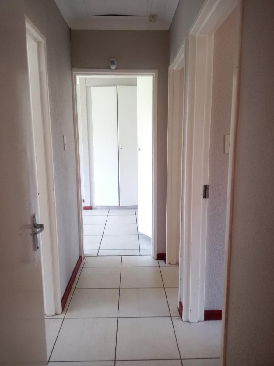 To Let 3 Bedroom Property for Rent in Noordwyk Gauteng