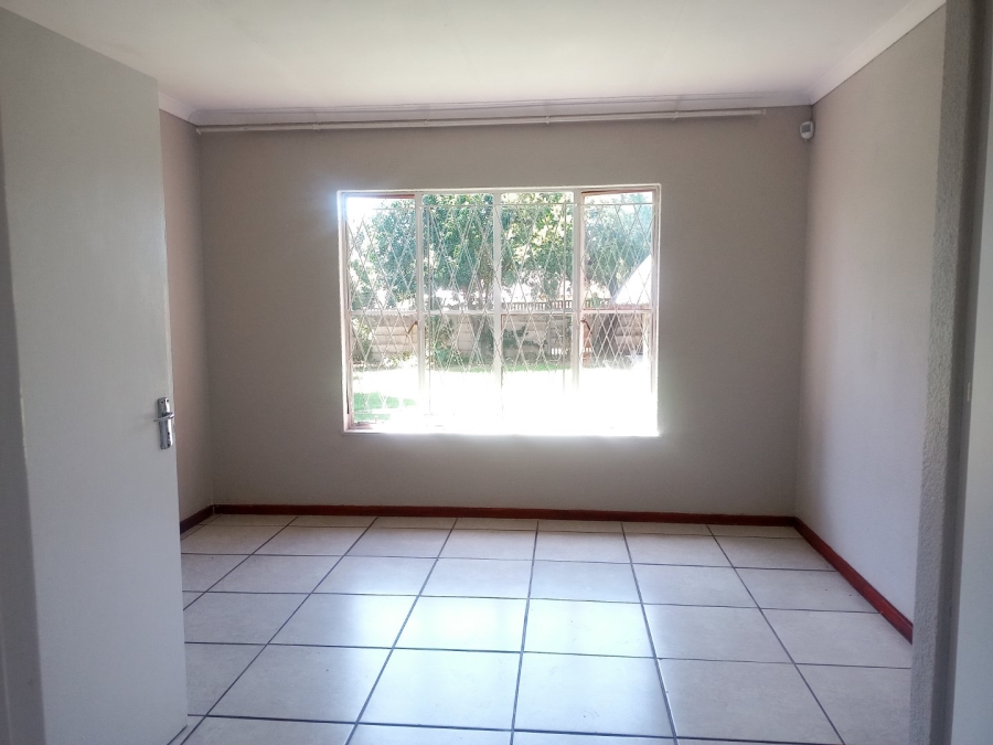 To Let 3 Bedroom Property for Rent in Noordwyk Gauteng