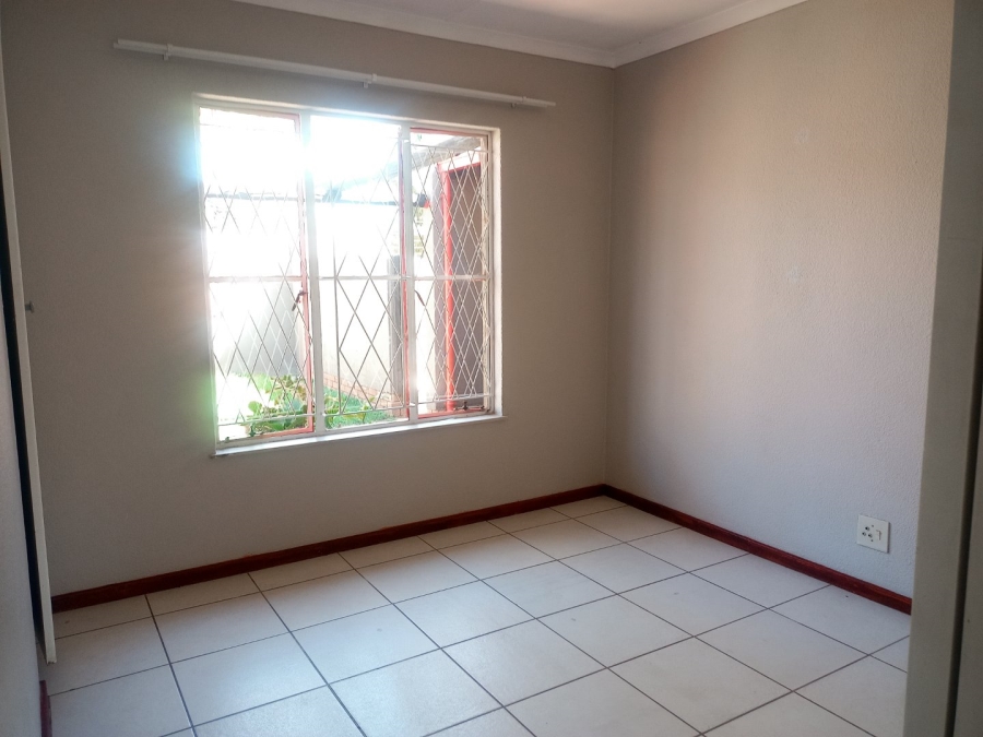 To Let 3 Bedroom Property for Rent in Noordwyk Gauteng