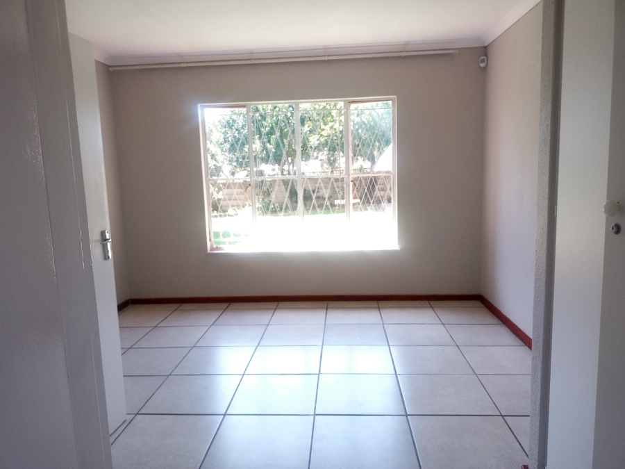 To Let 3 Bedroom Property for Rent in Noordwyk Gauteng