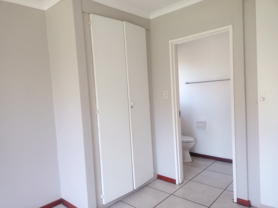 To Let 3 Bedroom Property for Rent in Noordwyk Gauteng