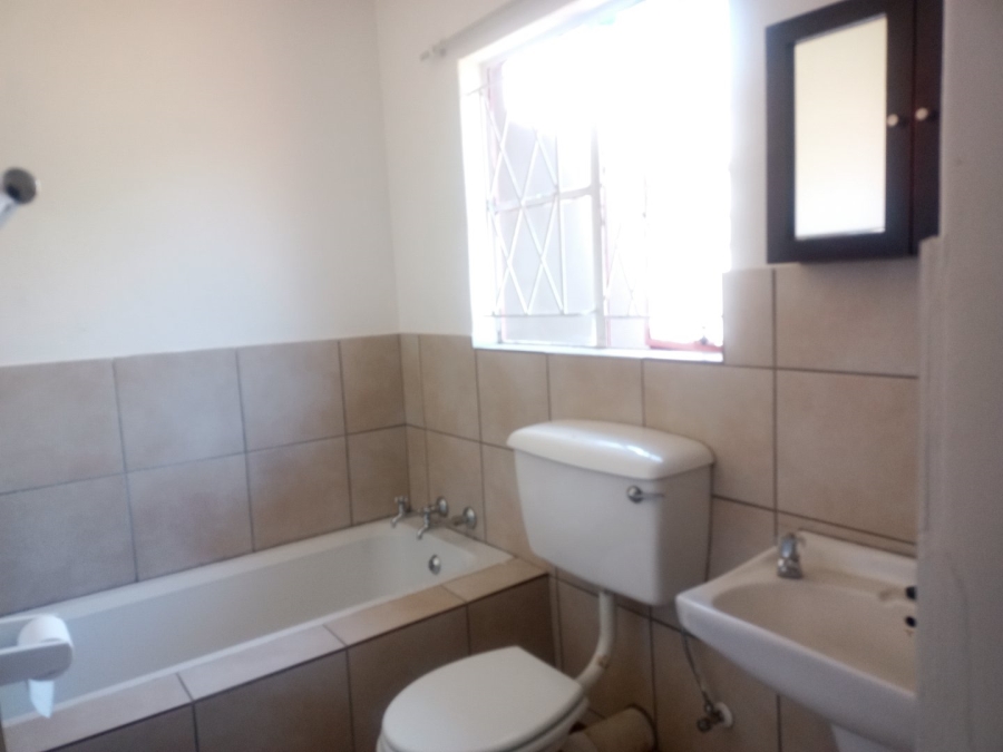 To Let 3 Bedroom Property for Rent in Noordwyk Gauteng