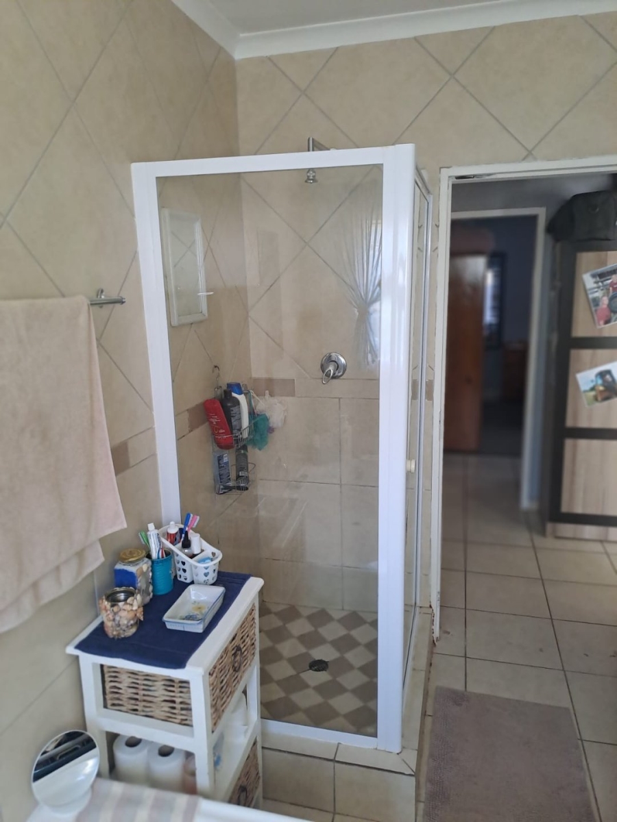 2 Bedroom Property for Sale in Greenhills Gauteng