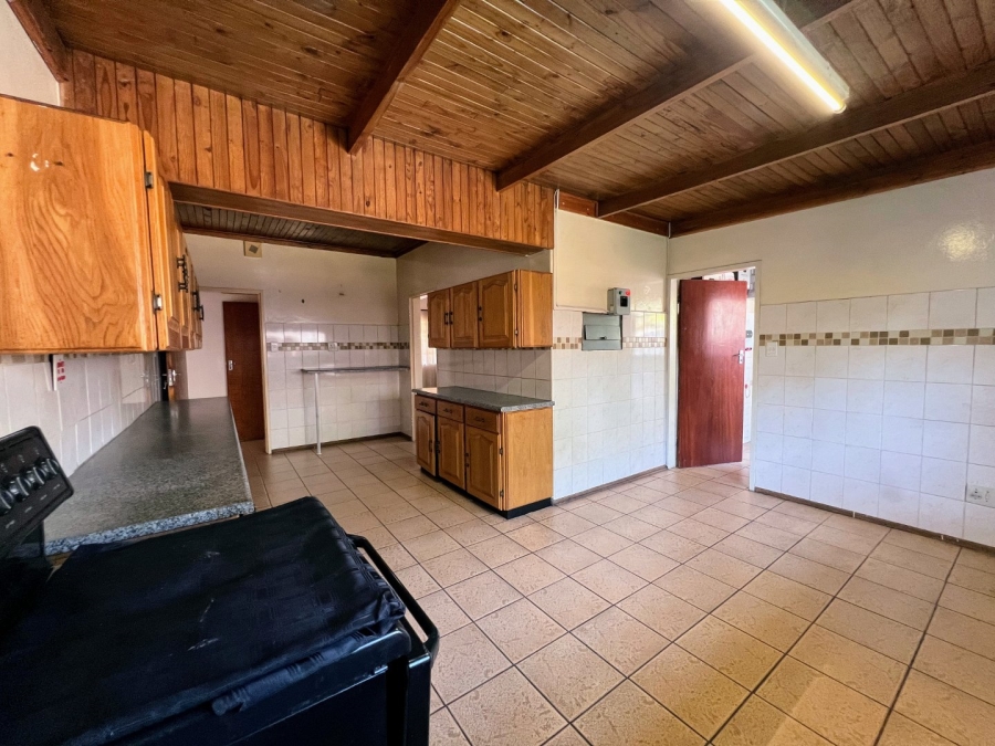 3 Bedroom Property for Sale in Waverley Gauteng