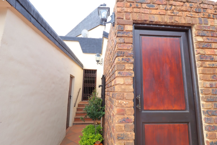 3 Bedroom Property for Sale in Moreleta Park Gauteng