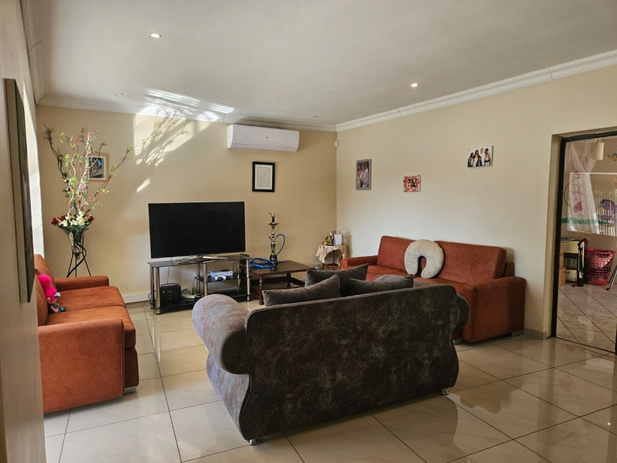 4 Bedroom Property for Sale in Bordeaux Gauteng