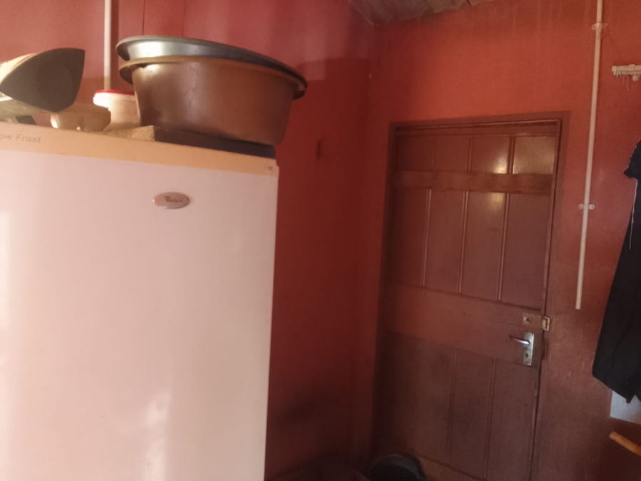 2 Bedroom Property for Sale in Etwatwa Gauteng