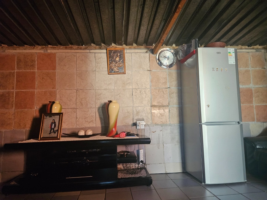 3 Bedroom Property for Sale in Etwatwa Gauteng