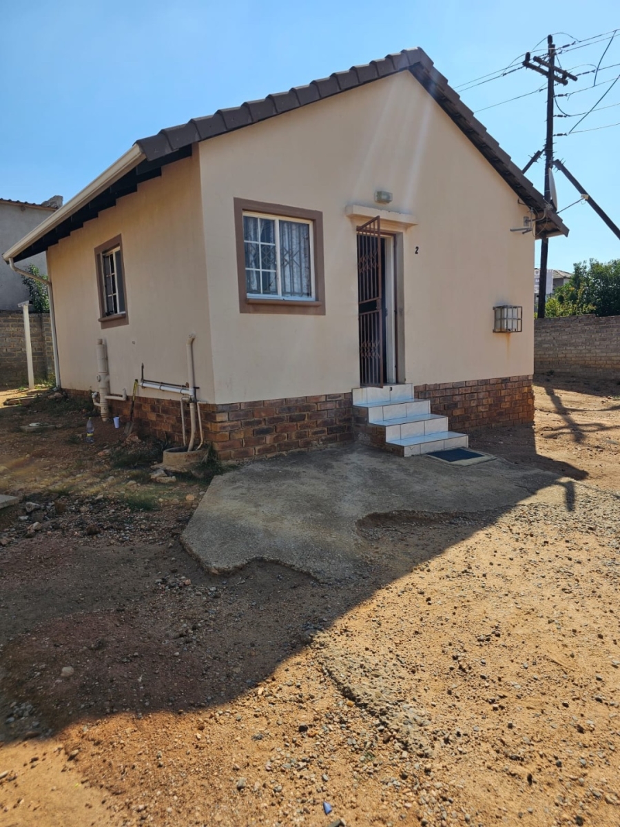 2 Bedroom Property for Sale in Cosmo City Gauteng