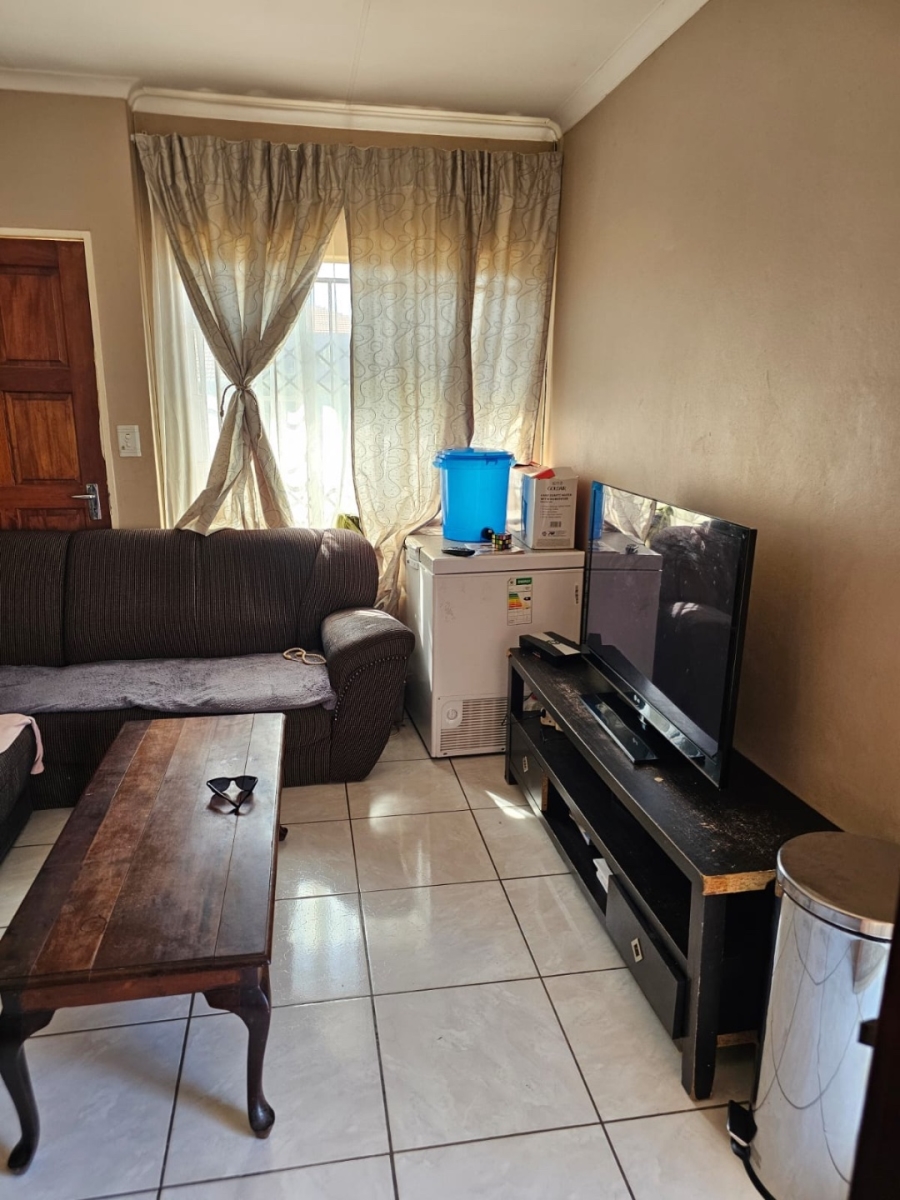 2 Bedroom Property for Sale in Cosmo City Gauteng