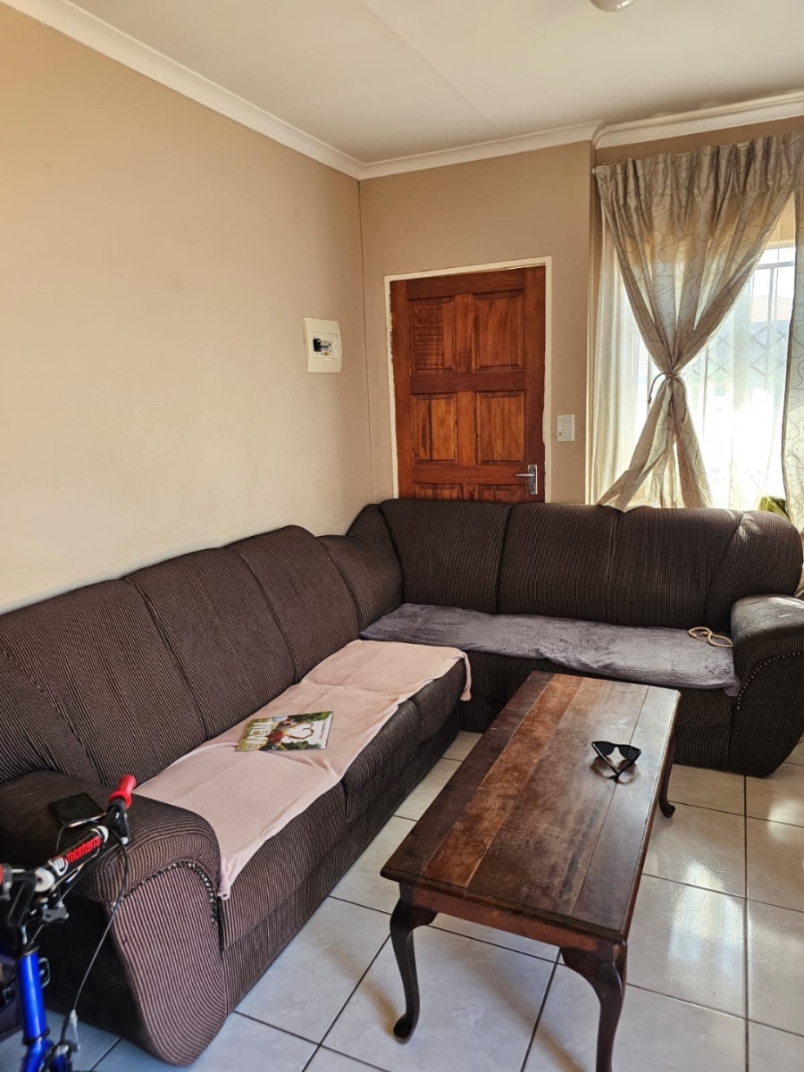 2 Bedroom Property for Sale in Cosmo City Gauteng