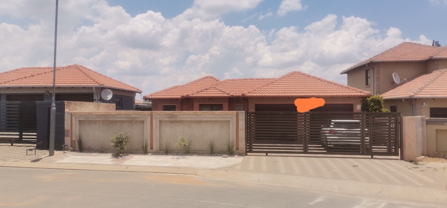 To Let 3 Bedroom Property for Rent in Blue Hills AH Gauteng