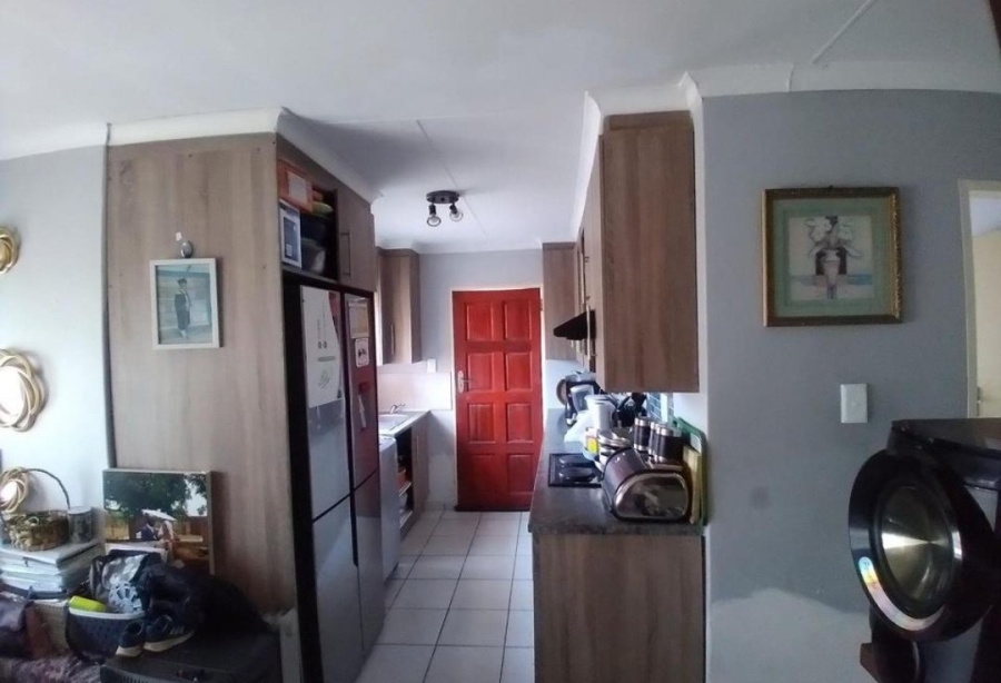 To Let 3 Bedroom Property for Rent in Blue Hills AH Gauteng