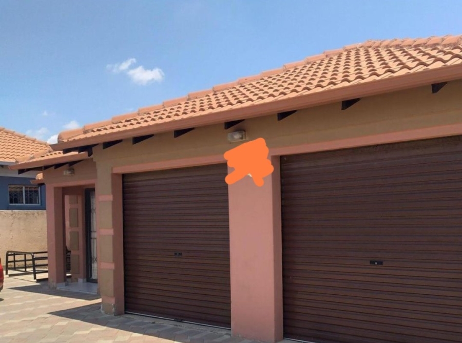 To Let 3 Bedroom Property for Rent in Blue Hills AH Gauteng