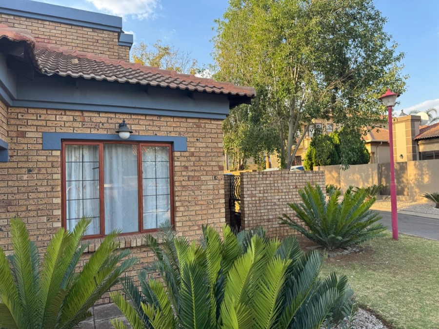 4 Bedroom Property for Sale in Amberfield Ridge Gauteng