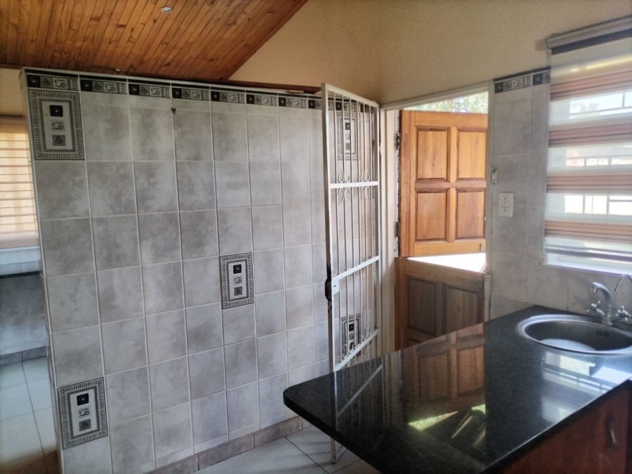 5 Bedroom Property for Sale in New State Areas Gauteng