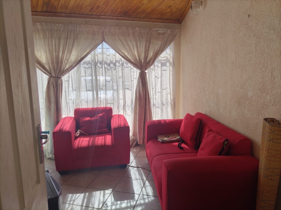 5 Bedroom Property for Sale in New State Areas Gauteng