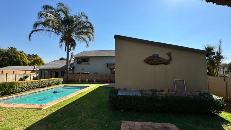 4 Bedroom Property for Sale in Eldoraigne Gauteng