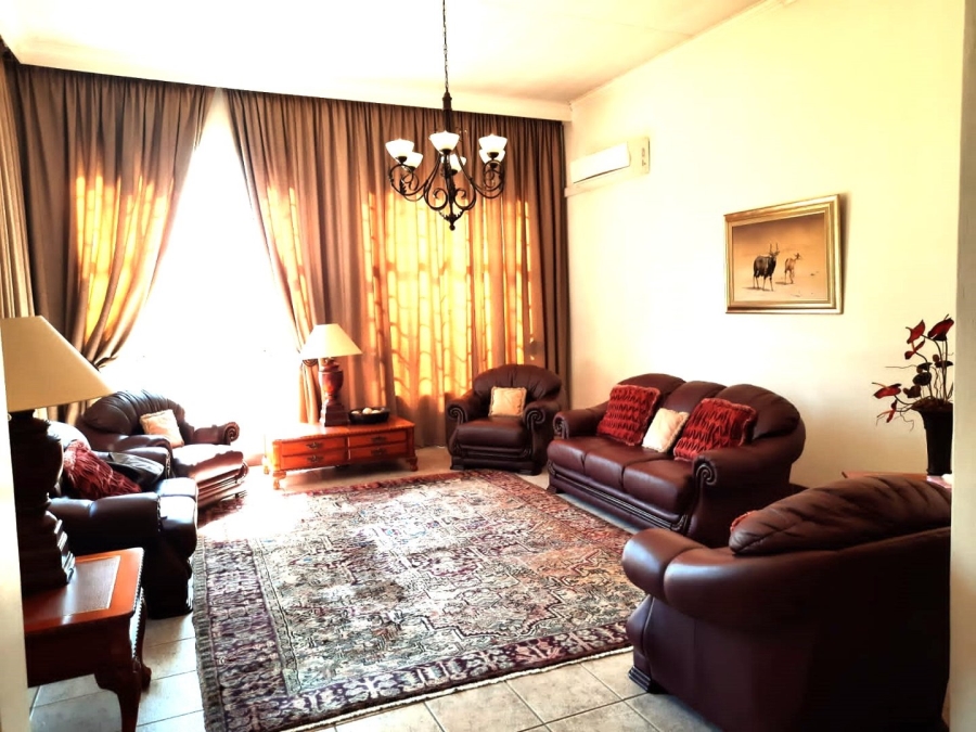 4 Bedroom Property for Sale in Kameeldrift East Gauteng