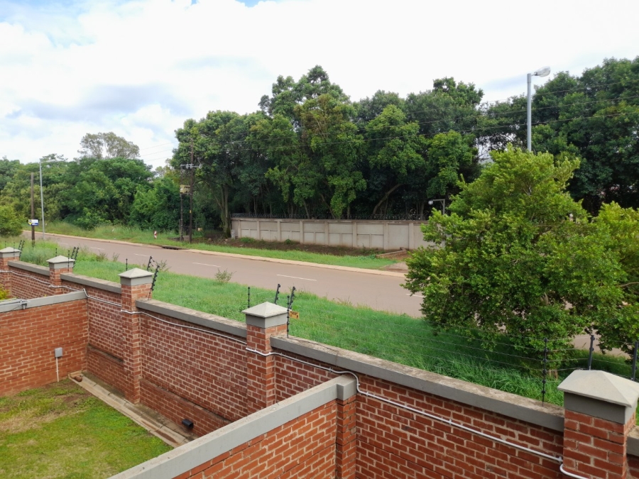 2 Bedroom Property for Sale in Andeon AH Gauteng