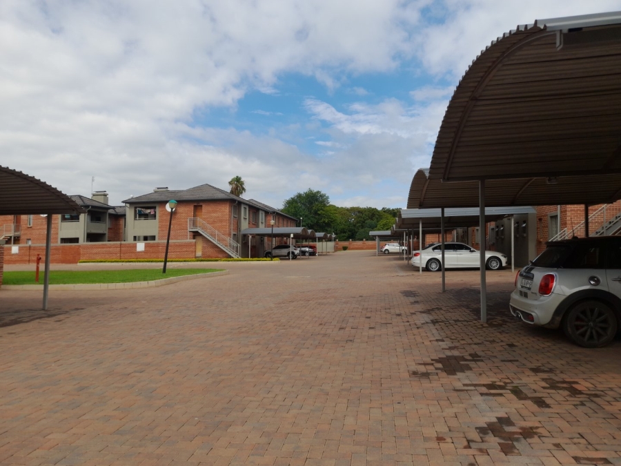 2 Bedroom Property for Sale in Andeon AH Gauteng